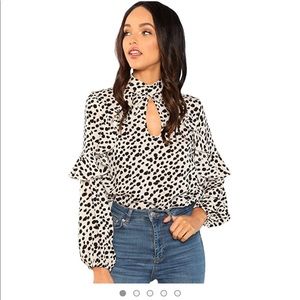 Floerns Women's Ruffle Keyhole Leopard Blouse Top